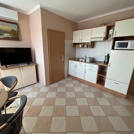 Jozsef House Apartment