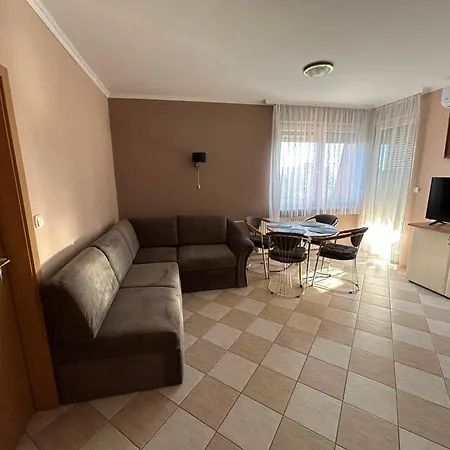 Jozsef House *