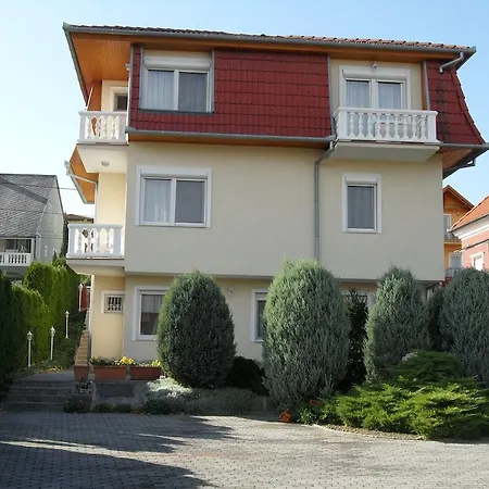 Jozsef House