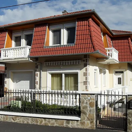 Apartmán Jozsef House *