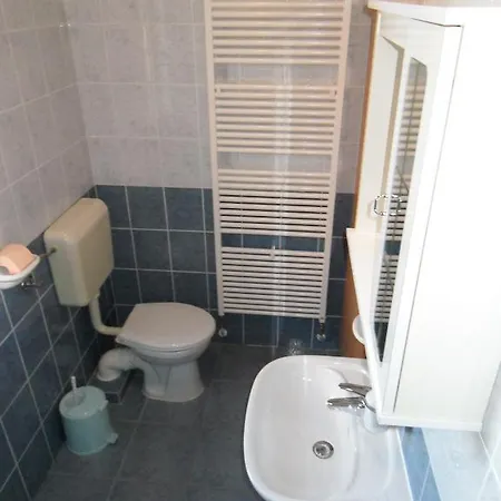 Jozsef House