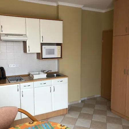 Jozsef House Apartment *