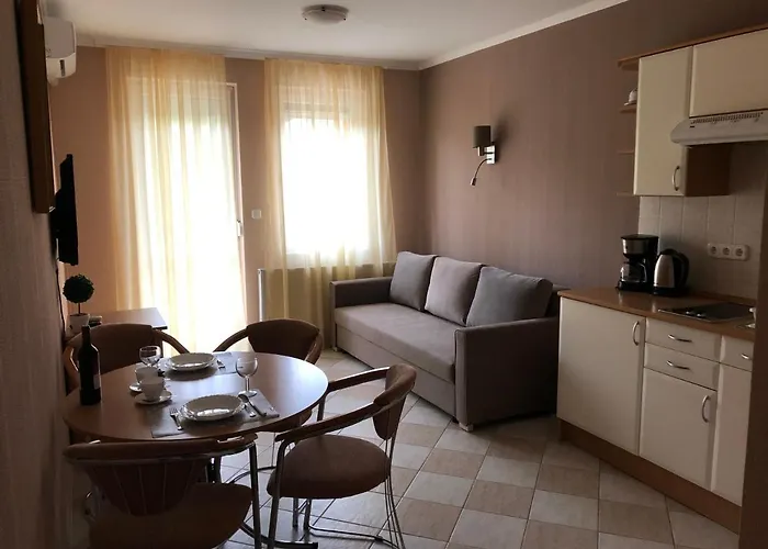 Apartment Jozsef House
