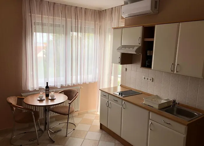 Jozsef House