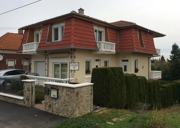 Jozsef House