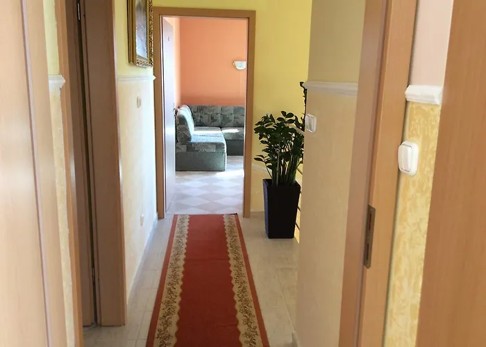 Jozsef House Appartamento *