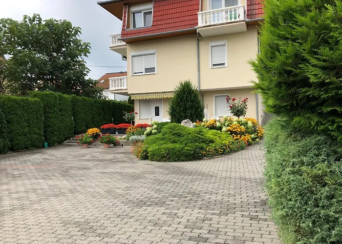 Jozsef House *